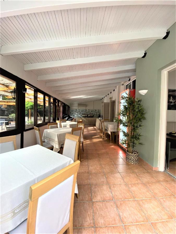 Hotel Pavlos - Studios Tolón Buitenkant foto