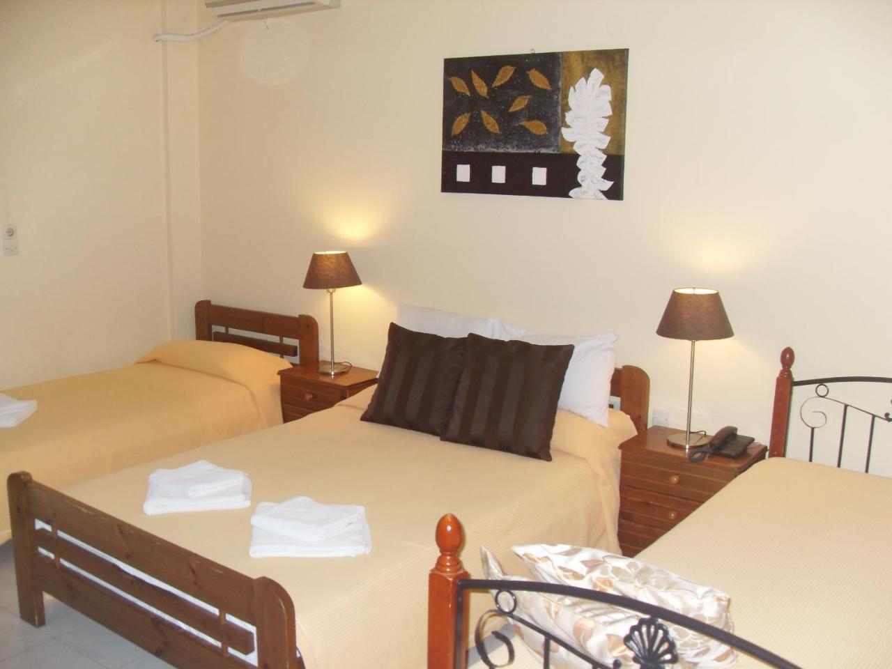 Hotel Pavlos - Studios Tolón Buitenkant foto